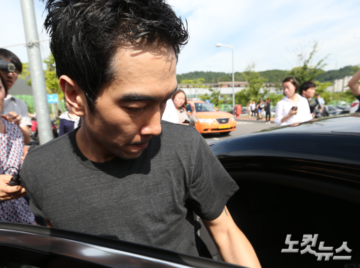 그룹 룰라 출신 고영욱