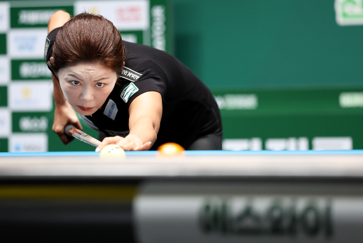 PBA 최초 20회 우승과 여자부 최초 상금 10억 원에 도전하는 김가영. PBA 