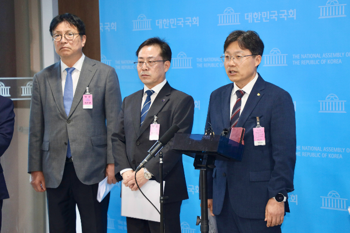 조용식 울산광역시교육감이 지난 9월 16일 국회 소통관에서 열린 지방교육재정교부금 개편 중단 기자회견에 참석해 발언을 하고 있다. 울산교육청 제공