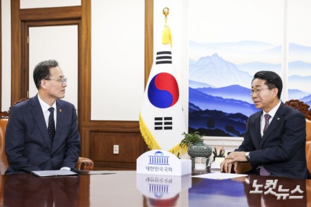 조정식 국회의장, 이형일 부총리 접견