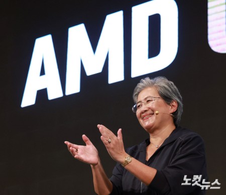 리사 수 AMD CEO가 7일 오후 서울시 용산구 드래곤시티에서 열린 AMD 게이머 데이 행사에서 참석자들을 향해 인사를 하고 있다.