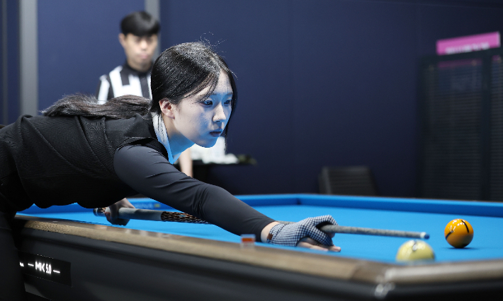 PBA 여자부 올 시즌 최연소인 16살 이승희의 경기 모습. PBA 