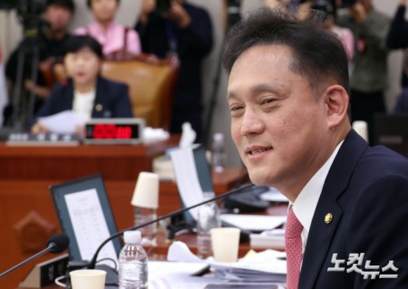 발언하는 김태규 의원