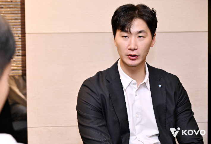 박철우 감독. 한국배구연맹