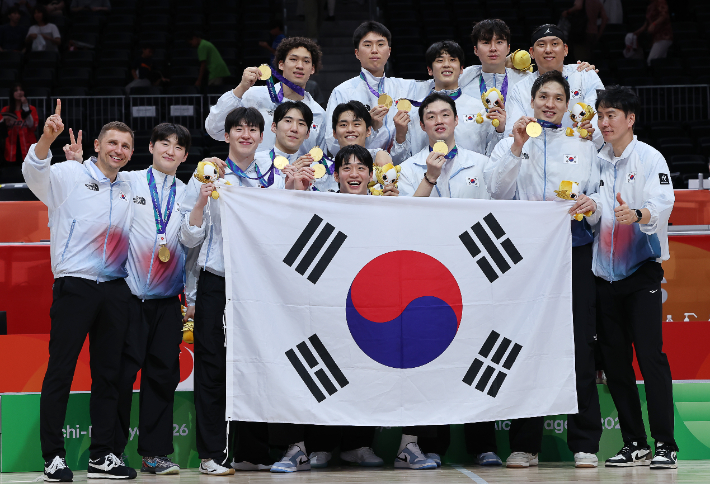 남자 농구 대표팀. 연합뉴스