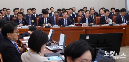 국회 산자중기위, 중소벤처기업진흥공단 등 국정감사
