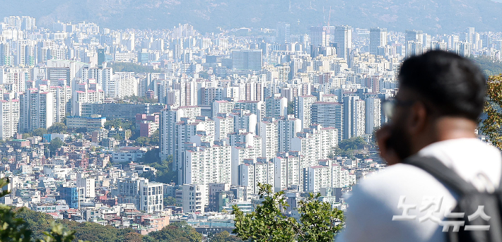 서울 집값이 87주 연속 상승하며 역대 최장 상승 기록을 이어가고 있다. 류영주 기자