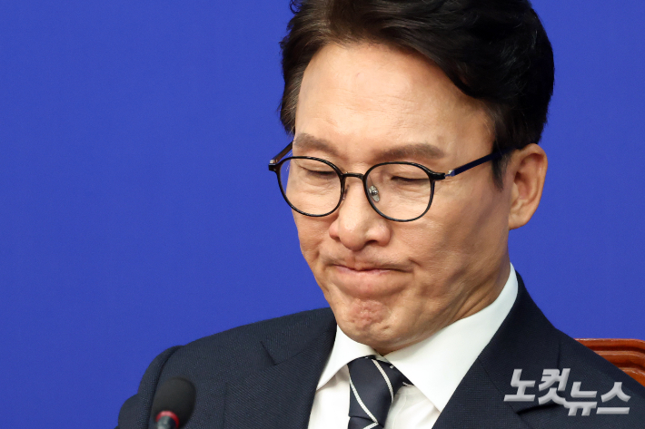 더불어민주당 김민석 대표. 윤창원 기자