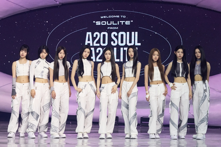 지난 12일 데뷔 쇼 당시 A2O 라이트 모습. A2O엔터테인먼트 제공