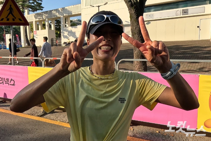10㎞ 여성부 1위 조민선씨. 이우섭 기자