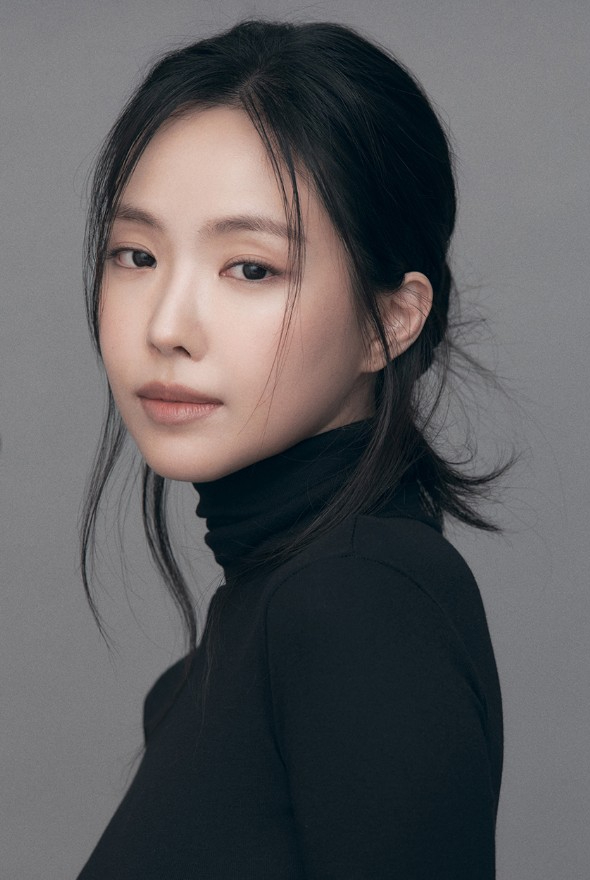 배우 손나은. 제이와이드컴퍼니 제공