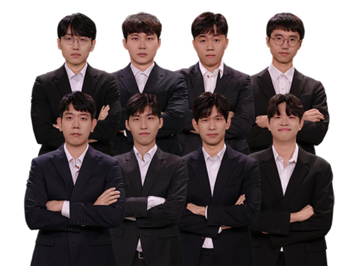 제12회 국수산맥 국제바둑대회 세계프로 최강전에 출전한 한국 기사들. 한국기원 제공