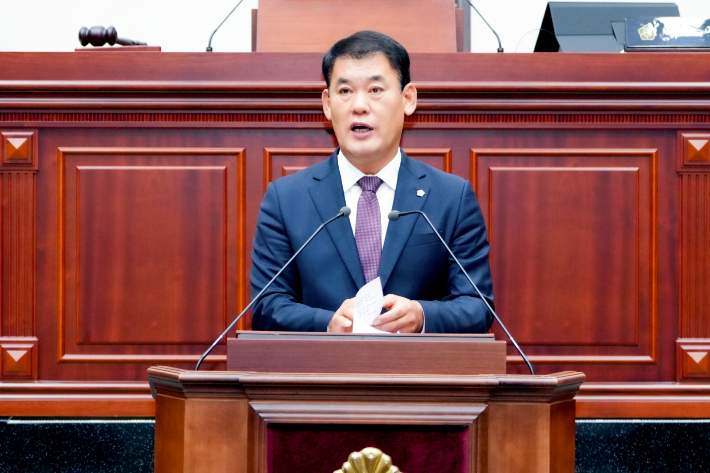 박광호 위원장이 5분 자유발언을 하고 있다. 경주시의회 제공