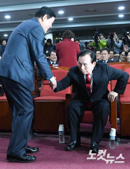 혁신과 통합 보수연합 출범식 : 피닉제의 귀환