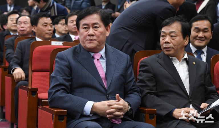 혁신과 통합 보수연합 출범식 : 피닉제의 귀환