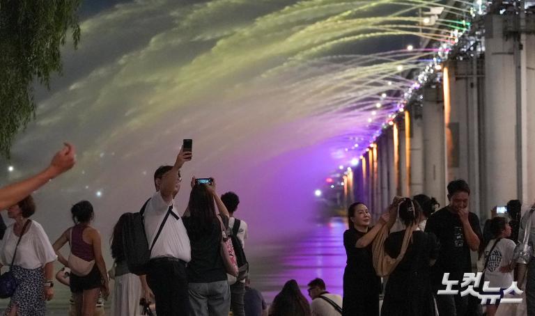 서울 사상 초유 '한달 연속 열대야'