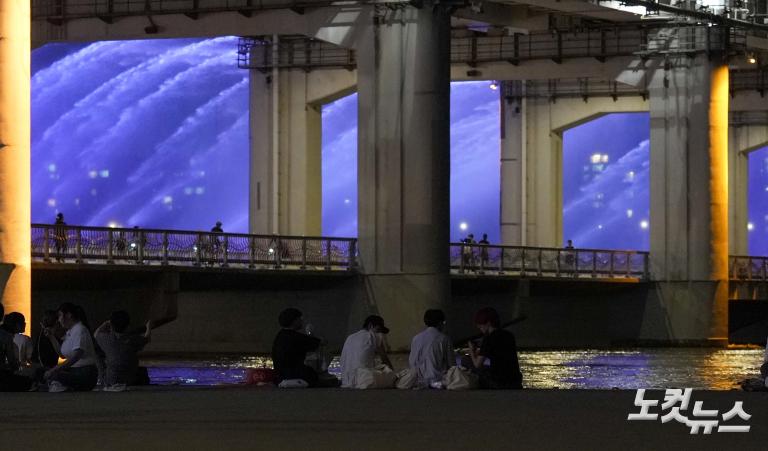 서울 사상 초유 '한달 연속 열대야'