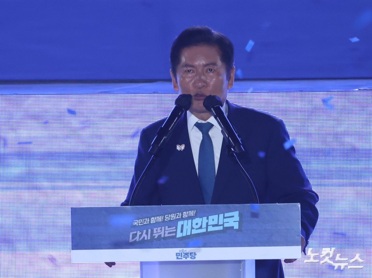 민주당 새 대표에 정청래 선출