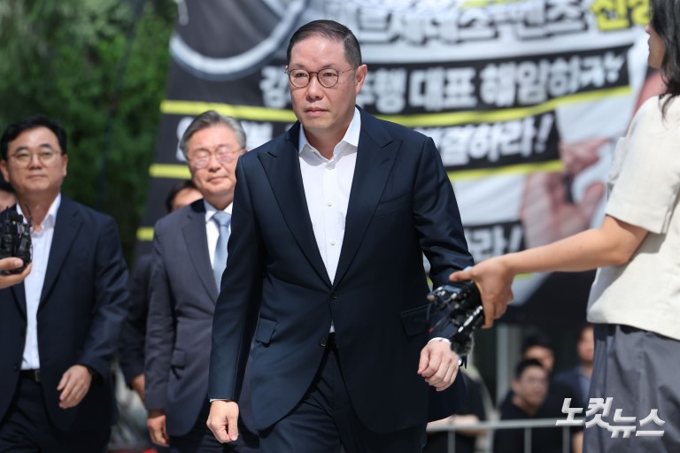 '집사게이트' 의혹 조현상 HS효성 부회장, 특검 출석