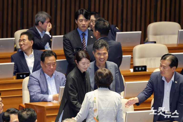 방송법 여당 주도 통과