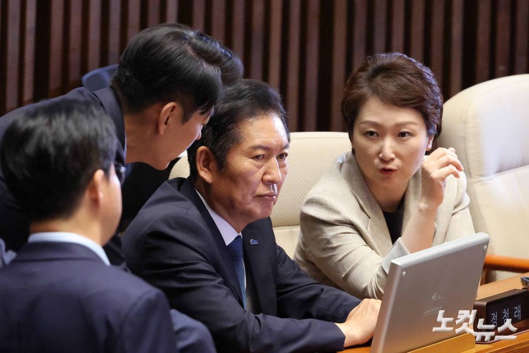 방송법 여당 주도 통과