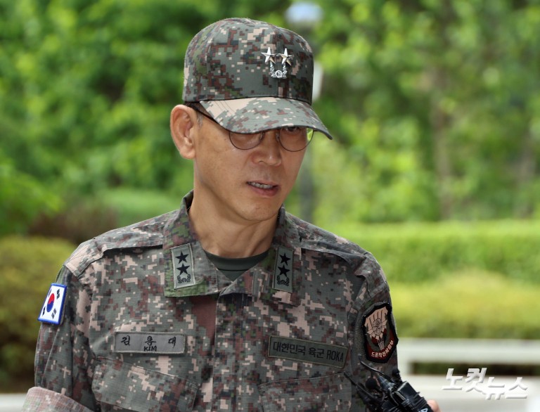 내란특검, 김용대 드론사령관 소환