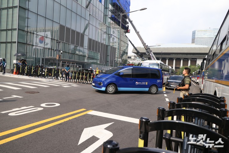 김건희특검, 김건희·집사·건진법사 동시소환