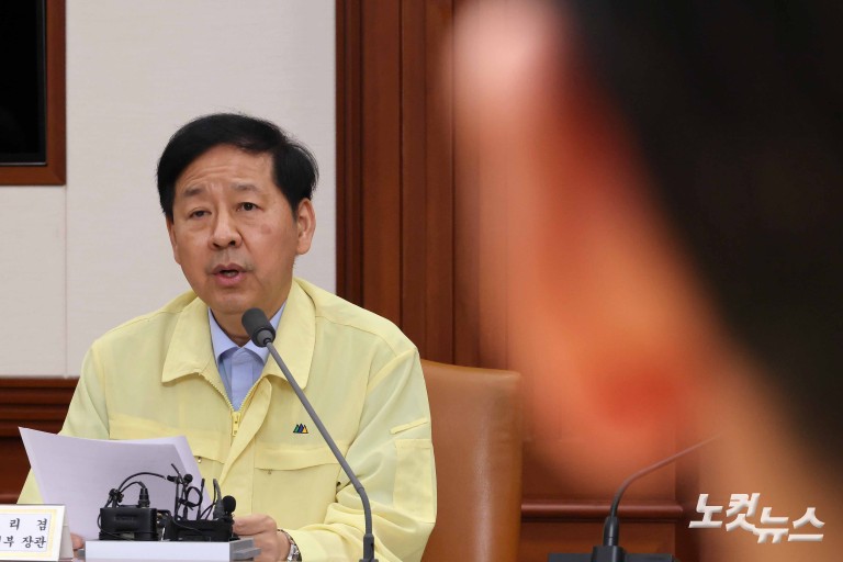 정부·업계, 석유화학 과잉설비 370만t 감축 추진