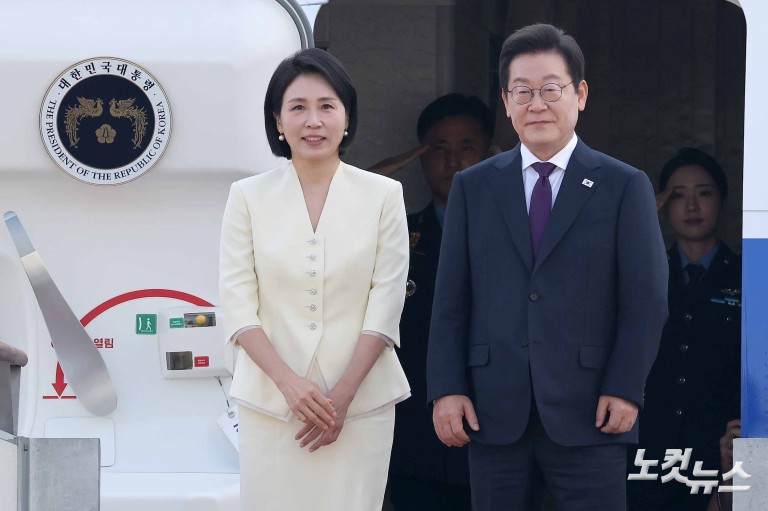 발걸음 뗀 이재명 실용외교