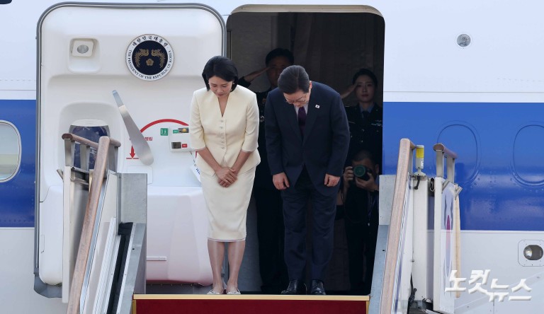 발걸음 뗀 이재명 실용외교