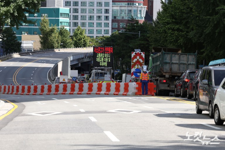 59년 만에 철거되는 서소문고가차도