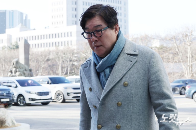 검찰, '대북송금 회유' 쌍방울 김성태 소환