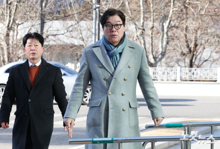 검찰, '대북송금 회유' 쌍방울 김성태 소환