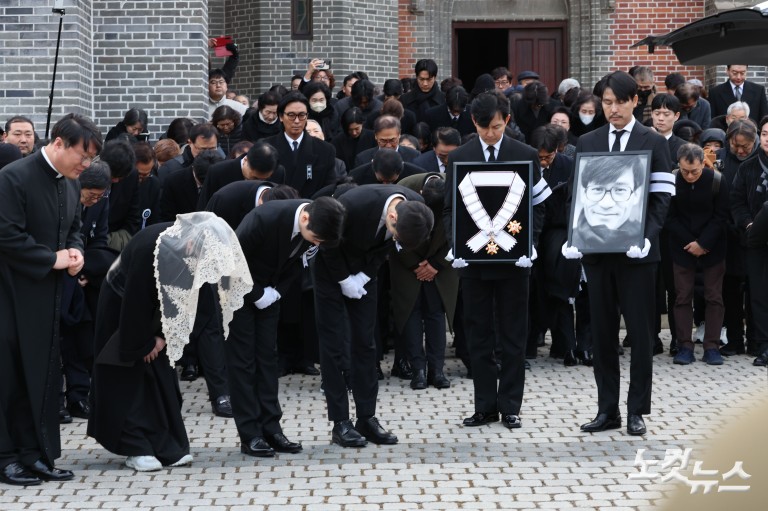 故 안성기, 마지막 가는 길