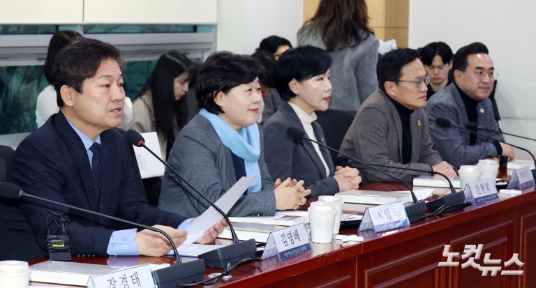 '전장연' 만난 민주당 서울시장 후보군