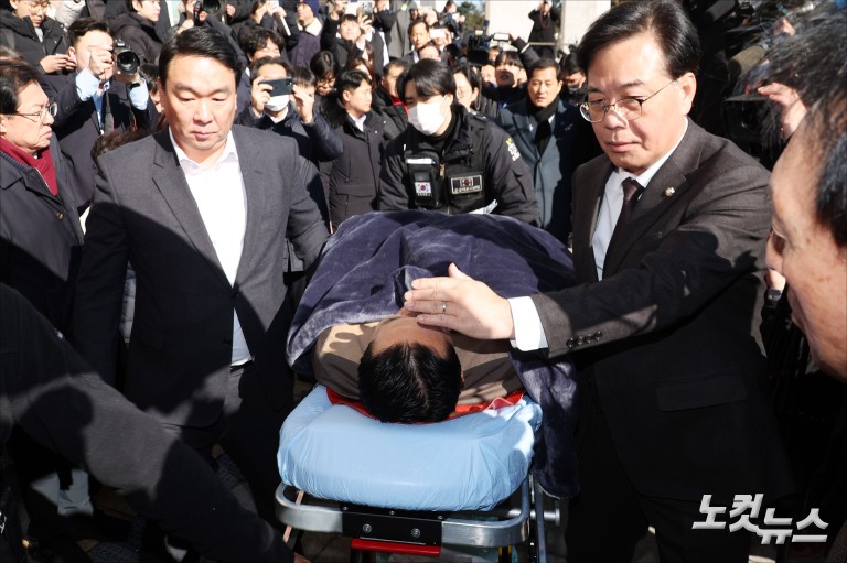 장동혁 대표, 단식 중단