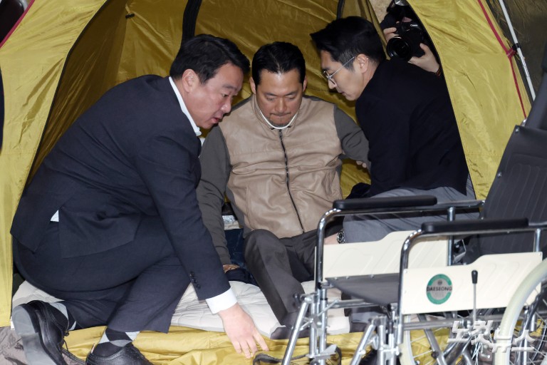 장동혁 대표, 단식 중단