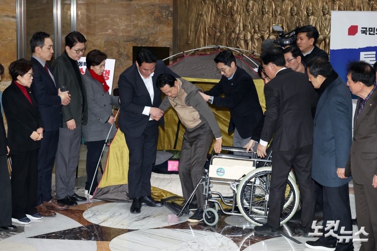 장동혁 대표, 단식 중단