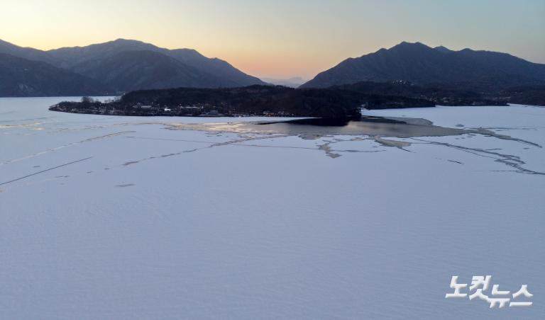 팔당호 얼려버린 북극한파