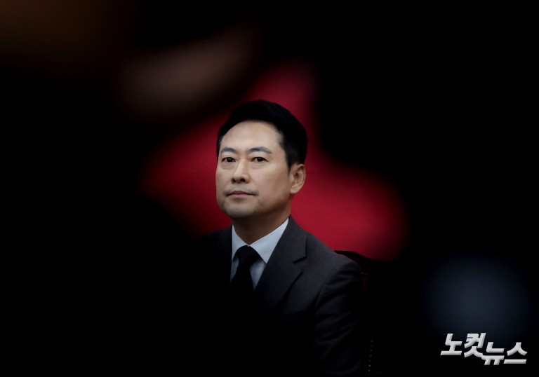 장동혁, 당무 복귀