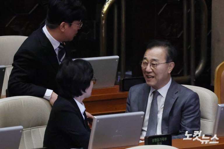 더불어민주당 한병도 원내대표, 교섭단체 대표연설