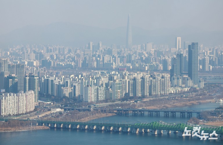 李, 부동산과의 전쟁...연일 다주택자 압박