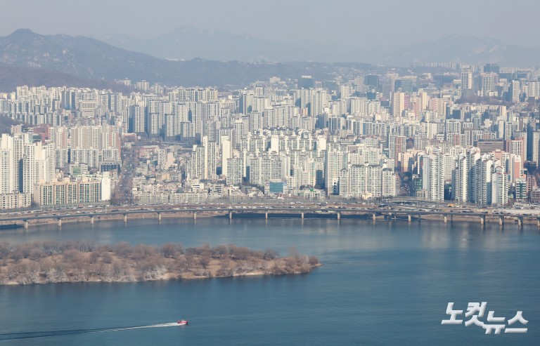 李, 부동산과의 전쟁...연일 다주택자 압박