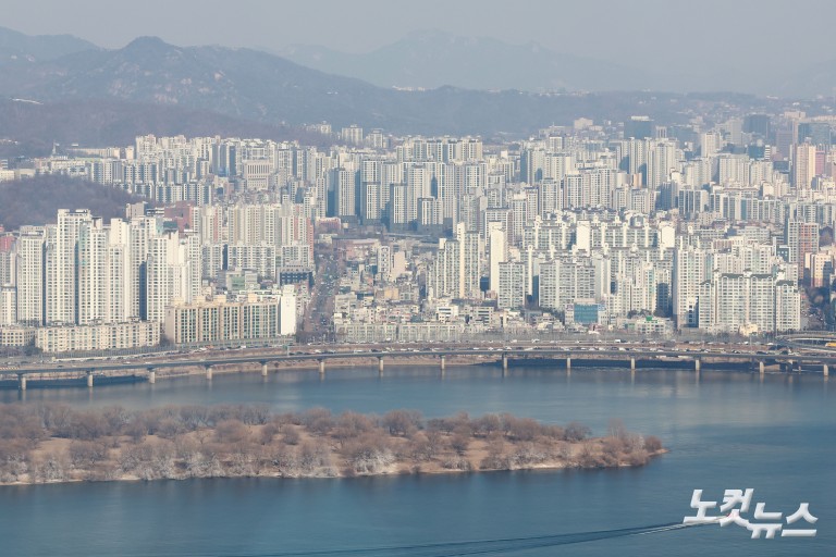 李, 부동산과의 전쟁...연일 다주택자 압박
