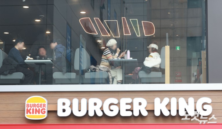 "와퍼 7400원"…버거킹, 가격 인상