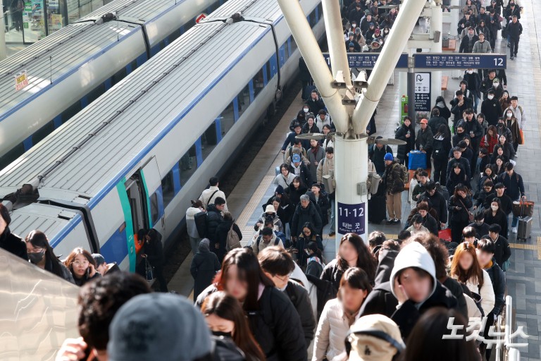 설 연휴 마지막 날, 고향의 정 가득 안고 귀경