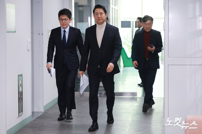 오세훈 "국민의힘 서울시장 후보 등록"