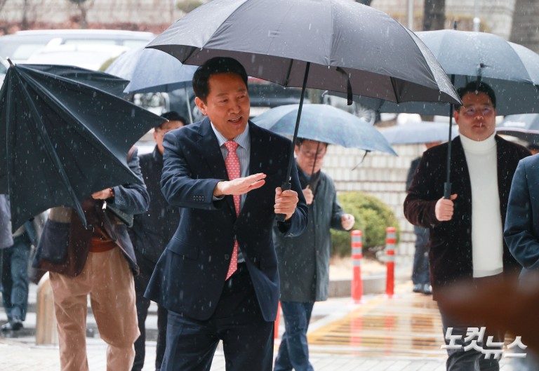 오세훈 '여론조사 비용 대납 의혹' 2차 공판