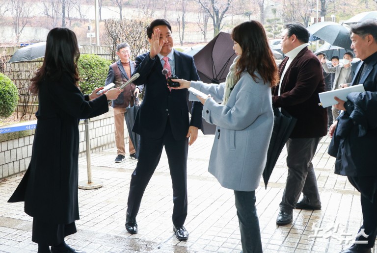 오세훈 '여론조사 비용 대납 의혹' 2차 공판