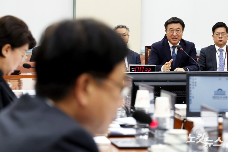 중수청 설치법, 행안위 전체회의 통과
